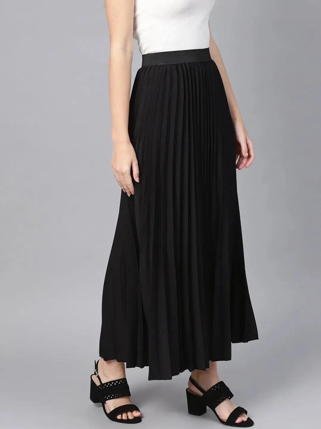 Black Pleated Maxi Skirt