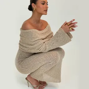 Knitted Maxi Dress: Your New Favorite Cozy Outfit!