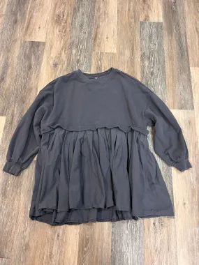 Sweatshirt Crewneck By Free People In Grey, Size: M