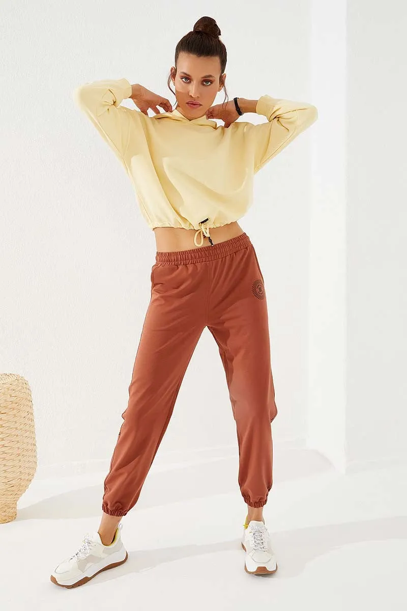 TMY Cinnamon Line Printed Comfortable Fit Elastic Cuff Women's Sweatpants - 94585 - Hellendoorn