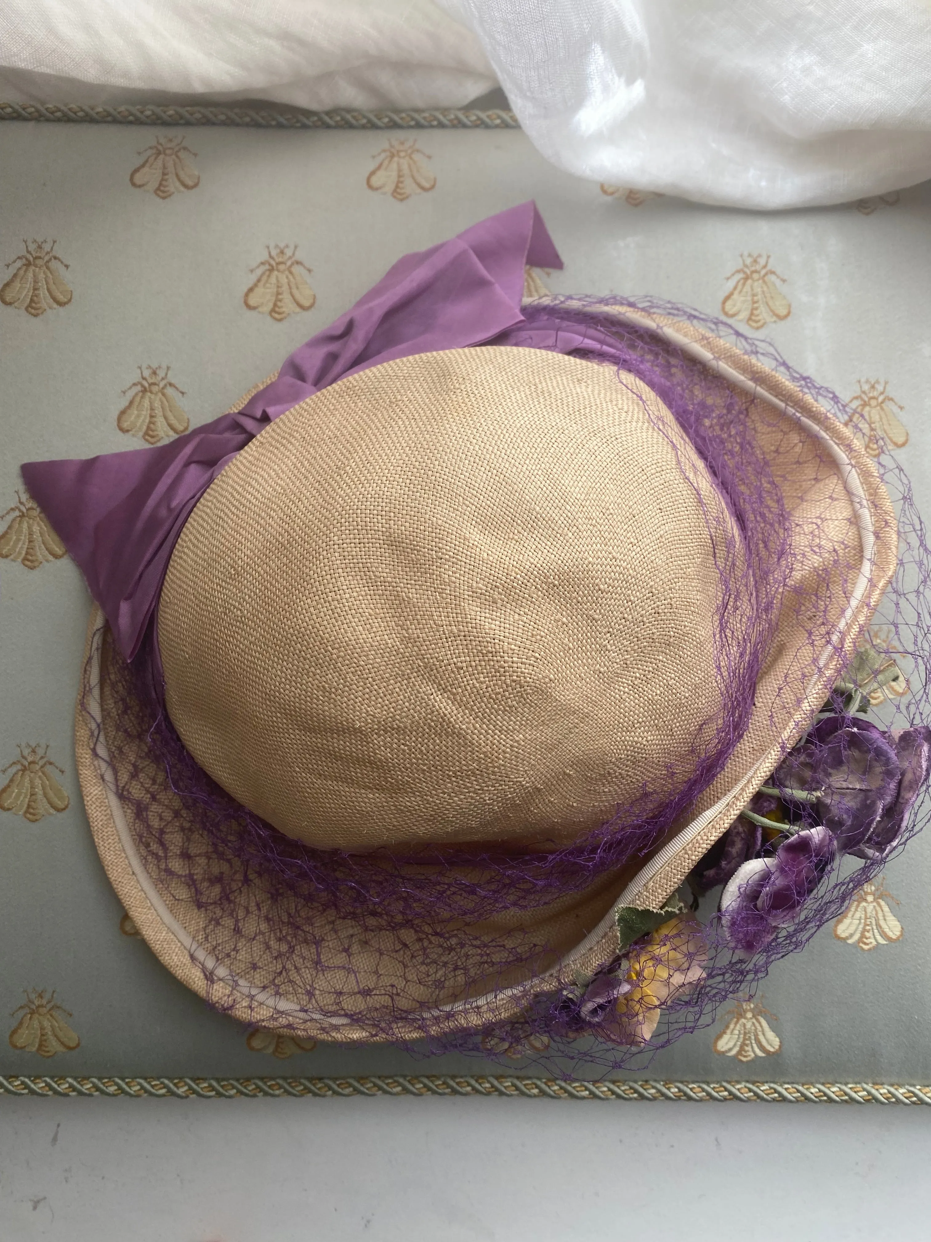 Vintage 1930's Straw Summer Hat With Purple Bow and Pansies / Small